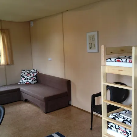 Letniskowe Vertigo Narie Lodge *